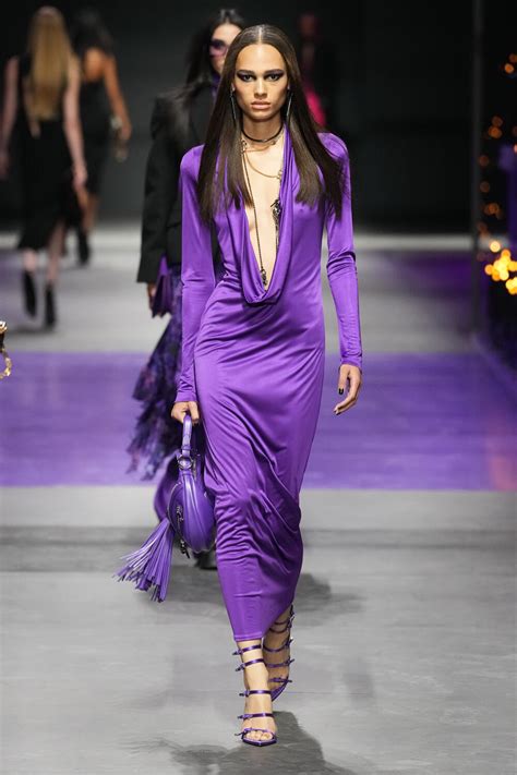 spring 2023 versace